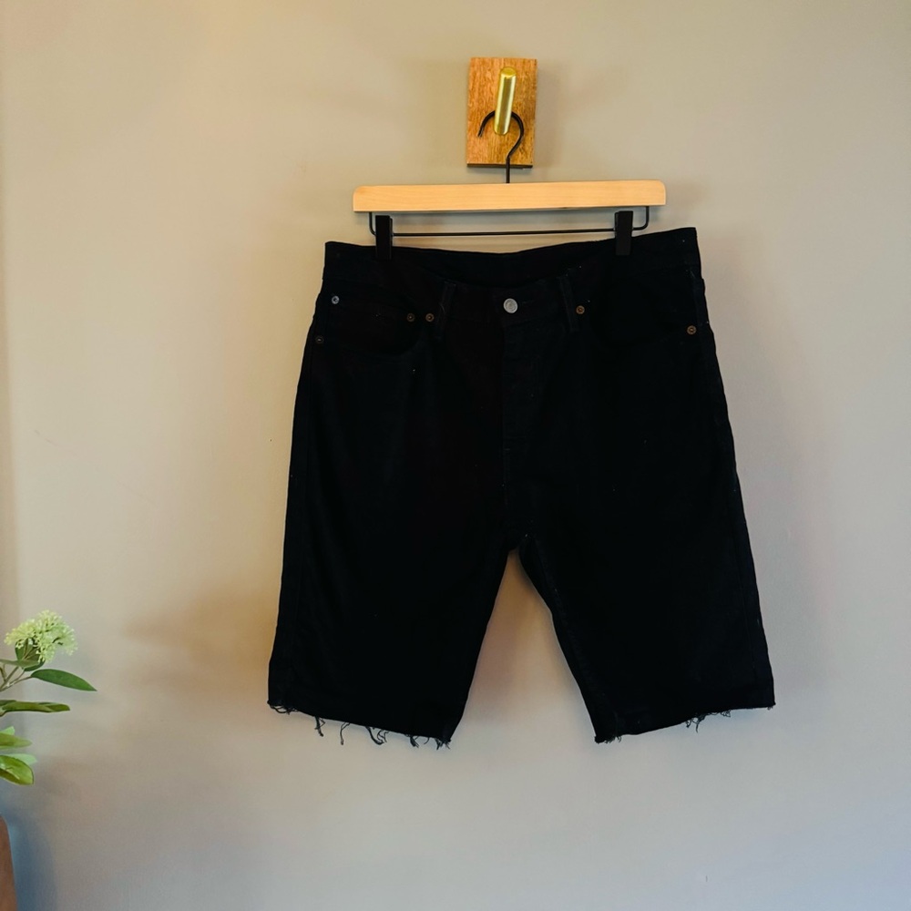 Levis 511 Mens Black Slim Fit Straight stretch, Denim Shorts Size 34- Waterless